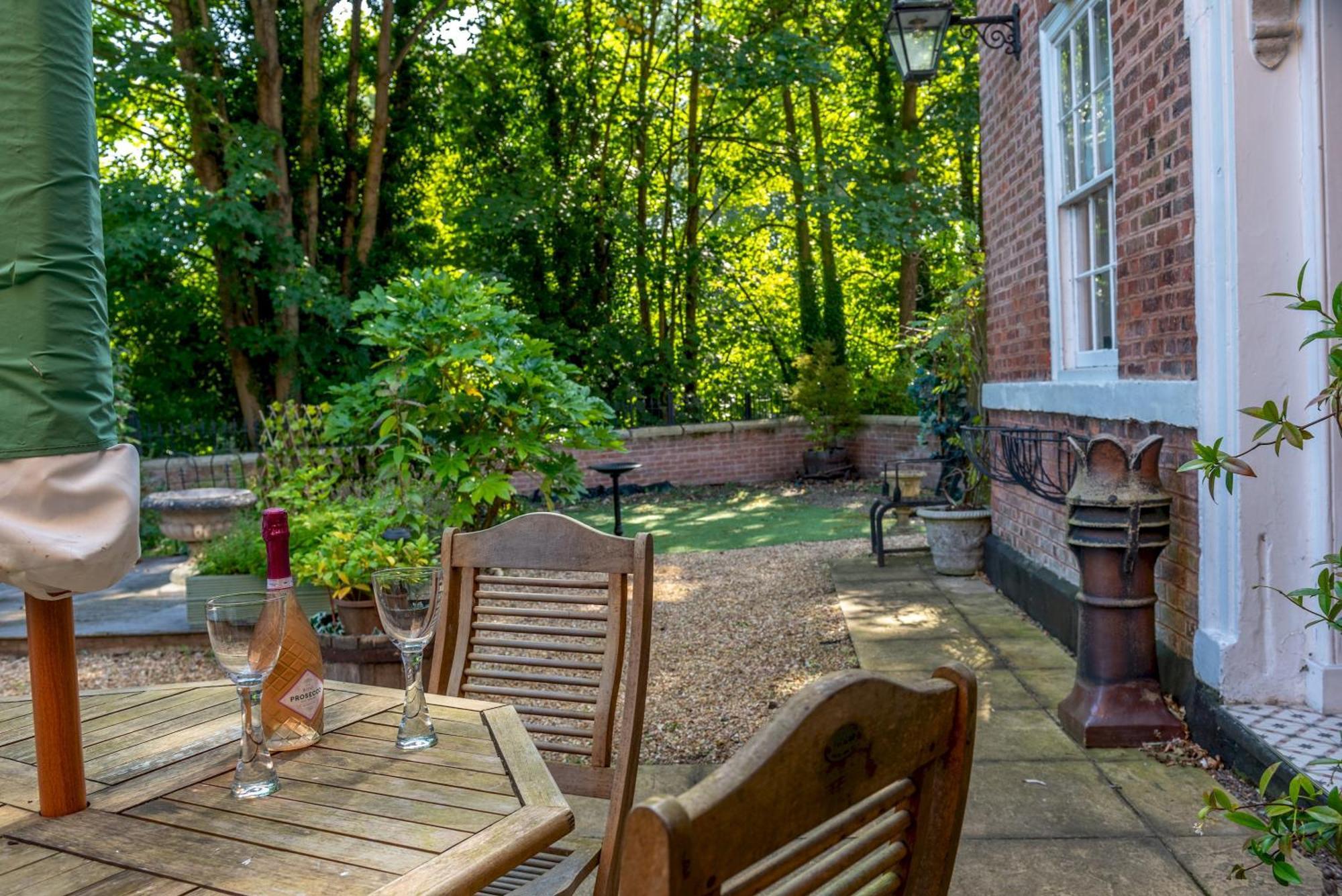 Villa William Oakes House Georgian House Garden Pass The Keys Bridgnorth Exterior foto
